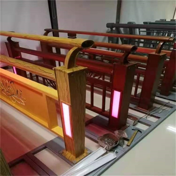 不銹鋼燈光欄桿